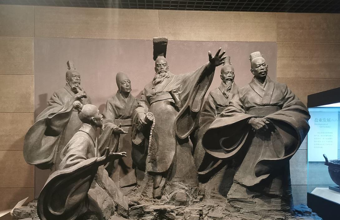 秦始皇：中国古代统一者的传奇人生