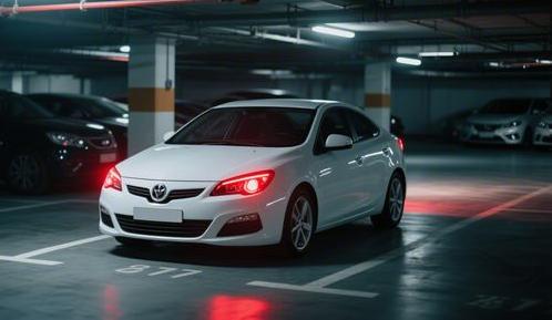 汽车自动泊车：机器人控制算法的典型应用